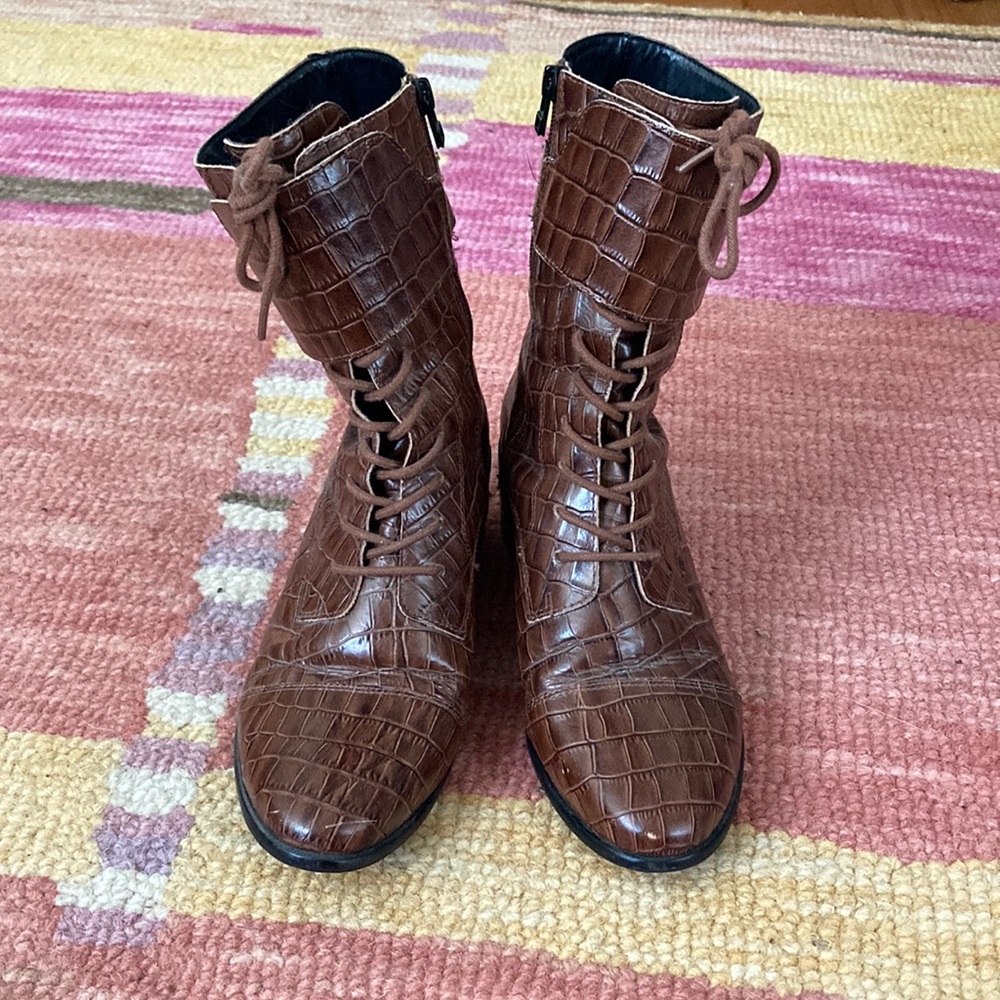 M4DE brown crocodile leather boots